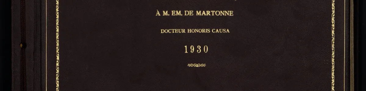 Couverture de l'album photographique offert à Emmanuel de Martonne par l'Université de Cluj en 1930