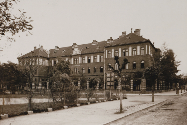 Le foyer estudiantin dit « Maison des instituteurs »