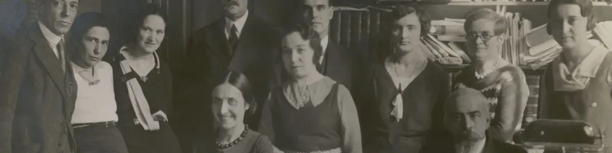 Le personnel de la bibliothèque de la Sorbonne dans les années 1930