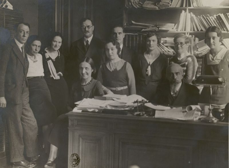 Le personnel de la bibliothèque de la Sorbonne dans les années 1930