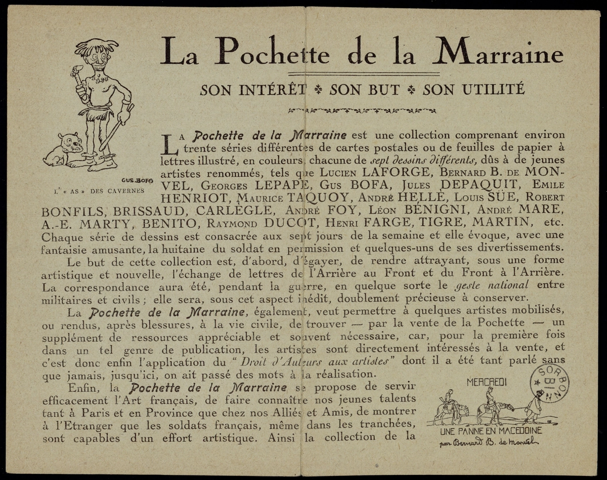 Fascicule imprimé présentant La Pochette de la Marraine : titre en grandes capitales, texte justifié à l'encre noire, représentation d'un personnage nommé 'l'As des cavernes' en haut à gauche et représentation intitulée 'Mercredi - une panne en Macédoine' montrant deux hommes à cheval tirés par un homme à pied en bas à droite.