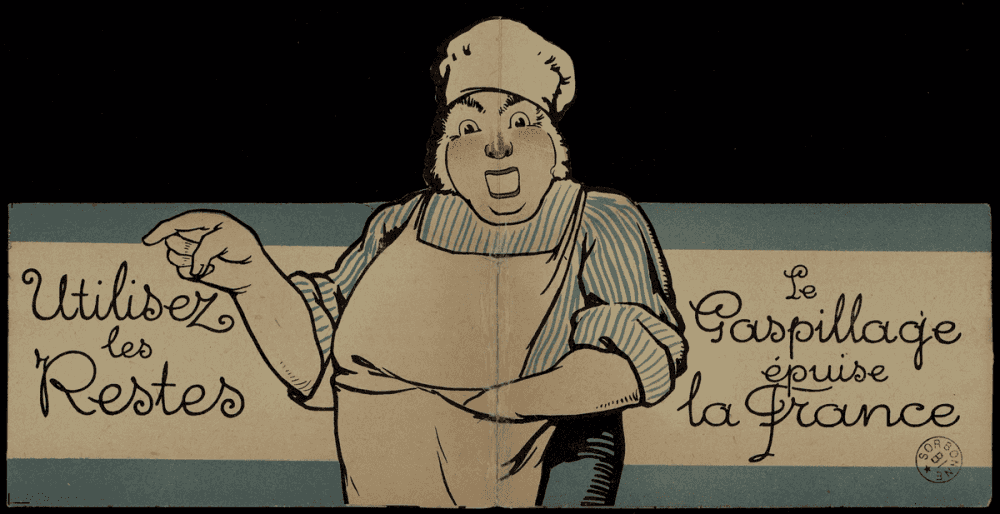 Carte à système dépliant ouverte (Utilisez les Restes) : cuisinier en tablier blanc surgissant en relief du centre de la carte dépliée, pointant le doigt, sur fond de bandes bleu et crème avec le slogan « Le Gaspillage épuise la France ».