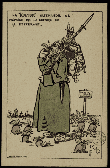Soldat allemand en longue capote verte dans un champ de betteraves, dévorant une betterave crue, et portant un barda surchargé hérissé d'un fusil à baïonnette, de chandeliers et d'une pendule, dessin encadré d'un filet.