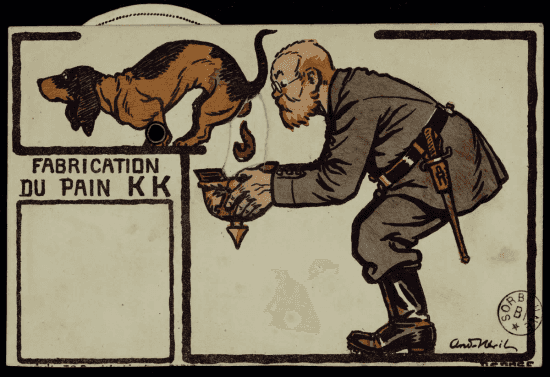 Carte à système, position 1 : un soldat allemand barbu en uniforme, sabre au côté, tient son casque à pointe retourné sous le derrière d'un teckel juché sur un muret sur lequel est inscrit « Fabrication du pain KK ». Les déjections de l'animal tombent dans le casque.