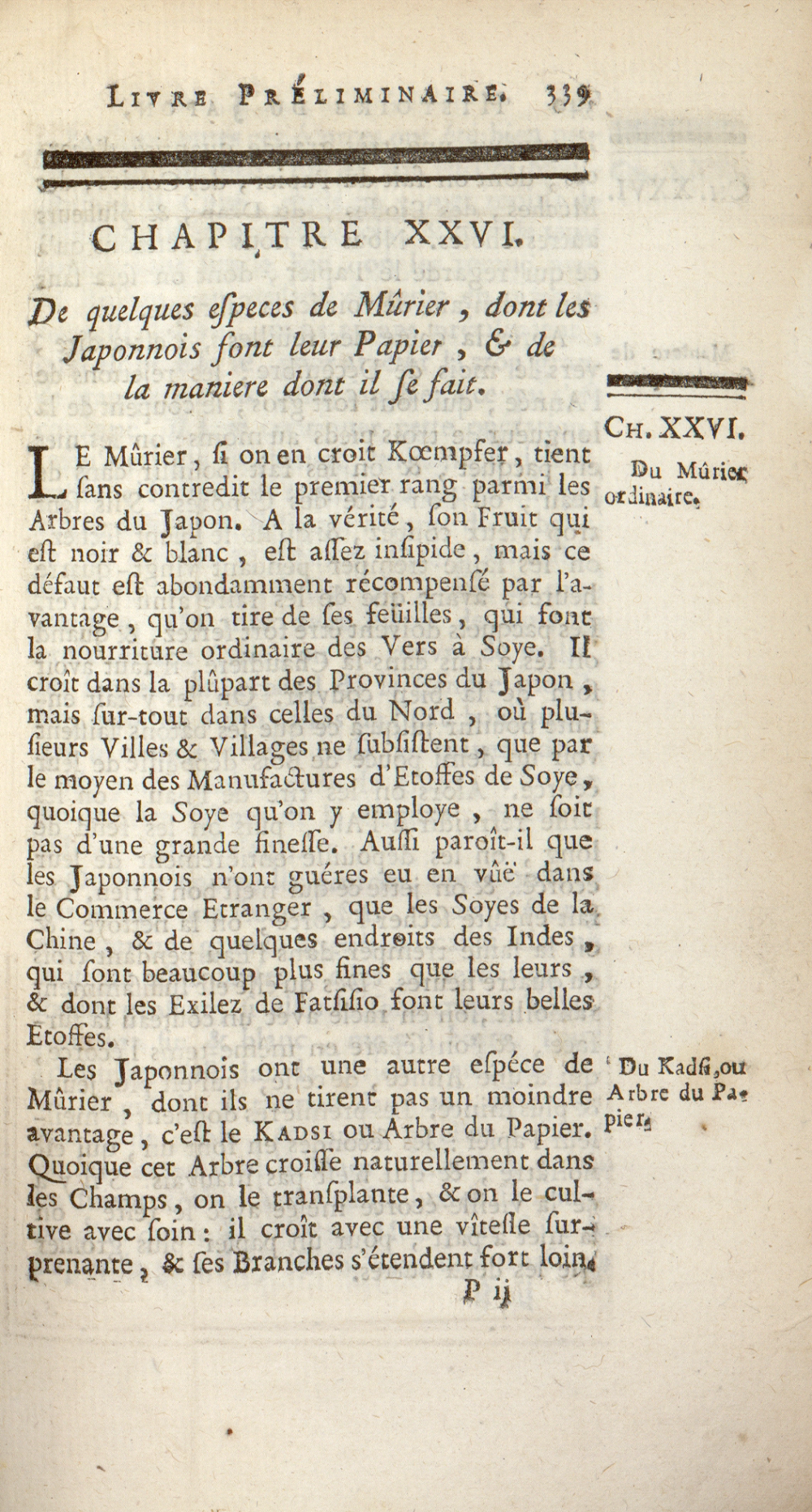 Page imprimée en caractères typographiques du XVIIIe siècle, présentant le chapitre XXVI intitulé « De quelques especes de Mûrier, dont les Japonnois font leur Papier » ; titres en lettres capitales espacées, texte en une colonne avec notes dans la marge de droite.