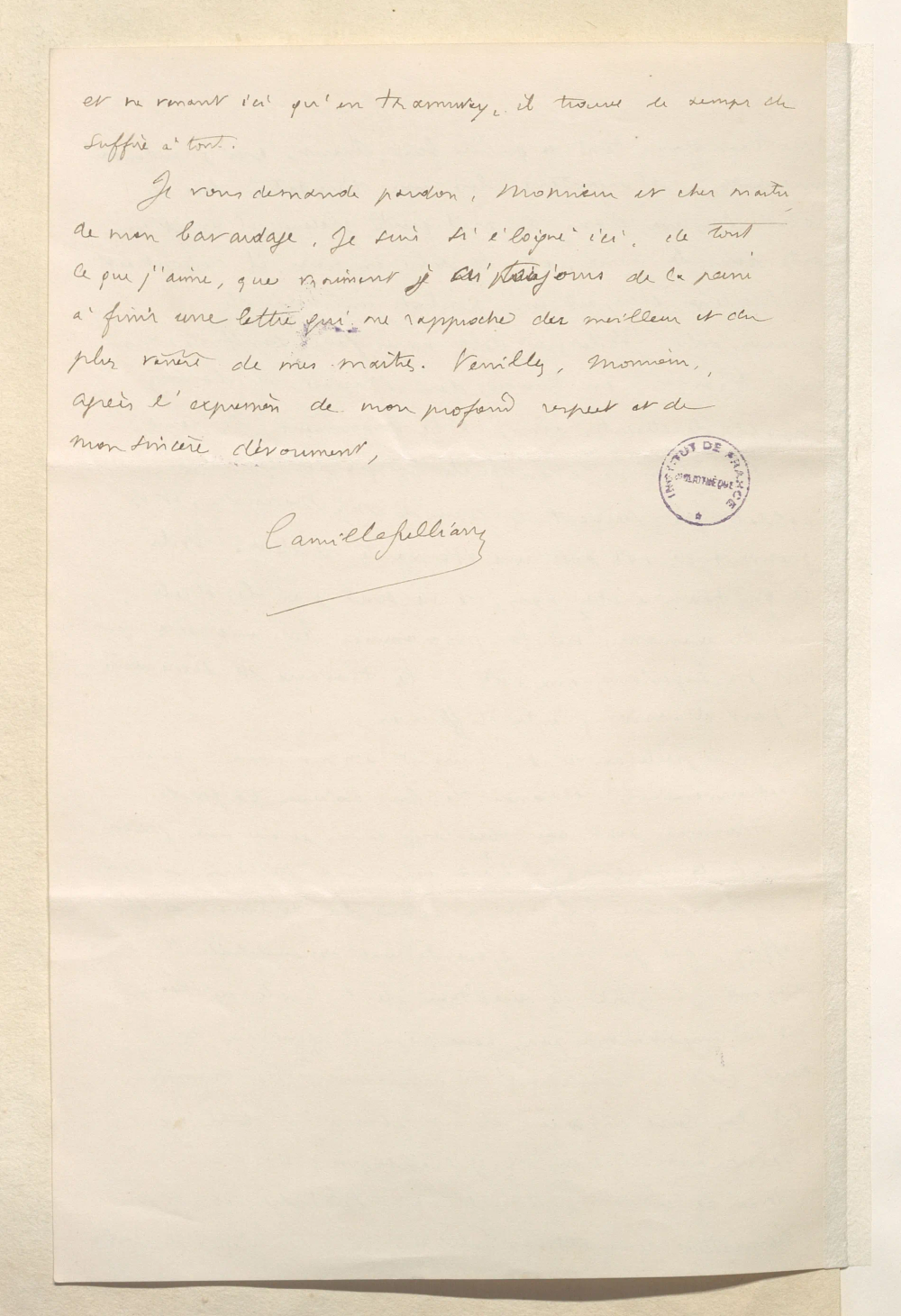 Page of a handwritten letter in black ink bearing a black Bibliothèque Institut de France stamp and Camille Jullian's signature.